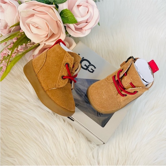 Baby Ugg Kristjan Boots - Picture 3 of 3